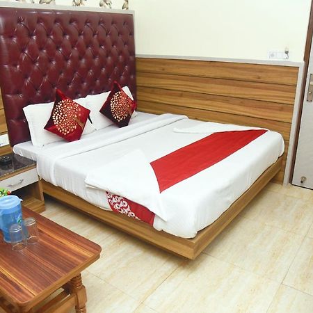 Hotel Delhi Darshan Deluxe-By Rsl Hospitality Nova Deli Exterior foto