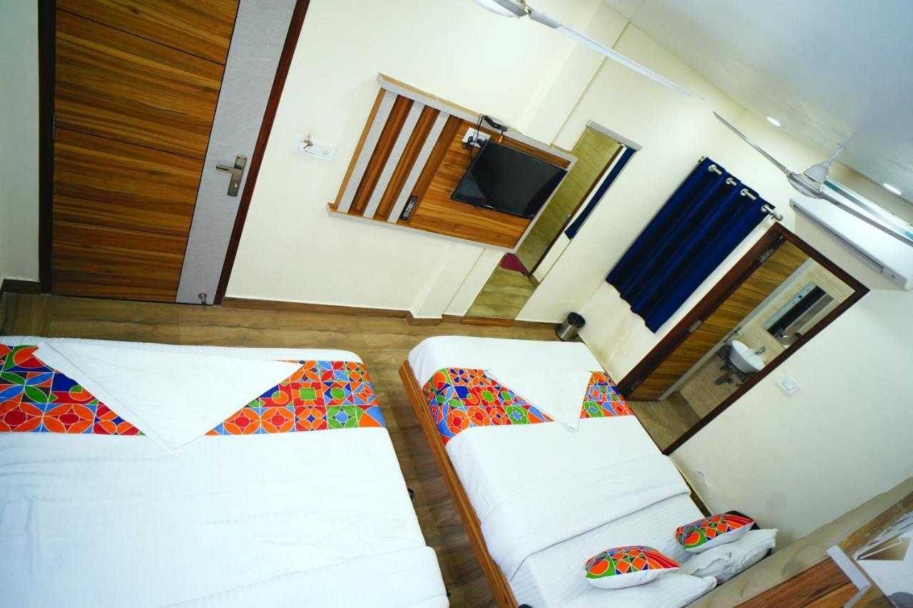 Hotel Delhi Darshan Deluxe-By Rsl Hospitality Nova Deli Exterior foto